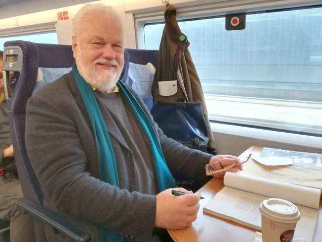 Anton Wolfpril Korrektur im ICE